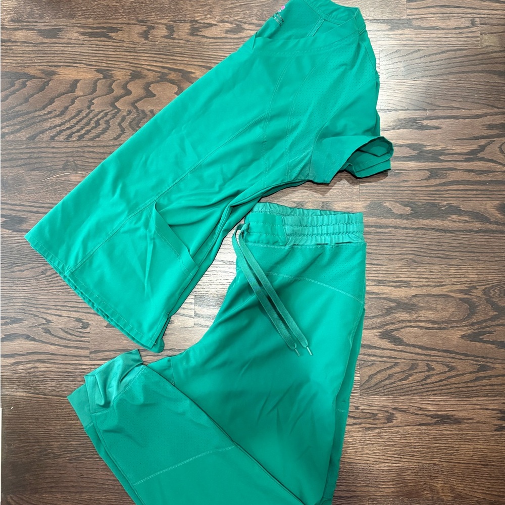 Natural Uniforms Womens Cool Stretch Jogger Scrub Set